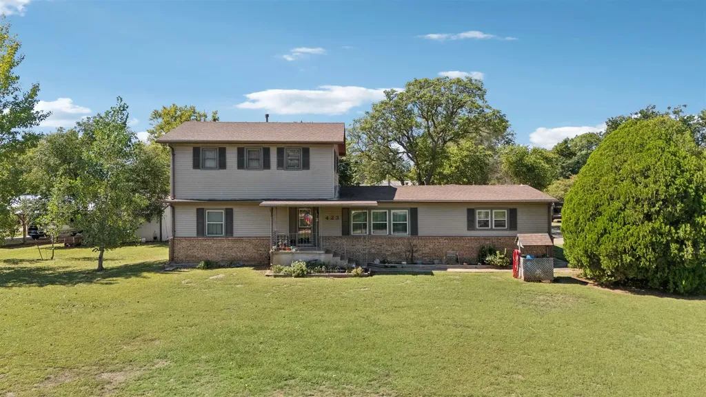 423 N St Marys Street Caldwell KS 67022