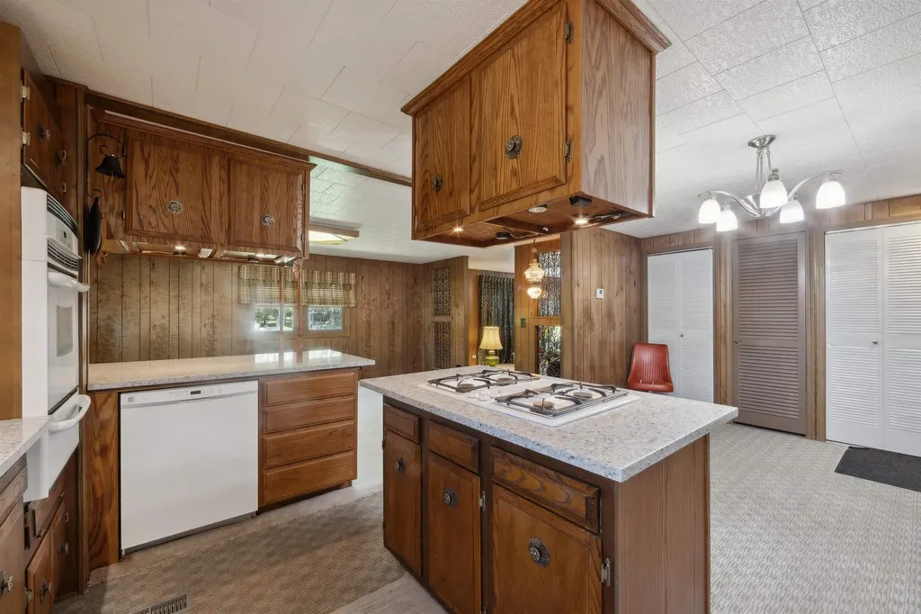 423 N St Marys Street Caldwell KS 67022
