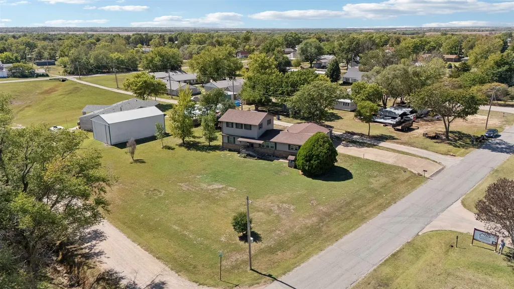 423 N St Marys Street Caldwell KS 67022