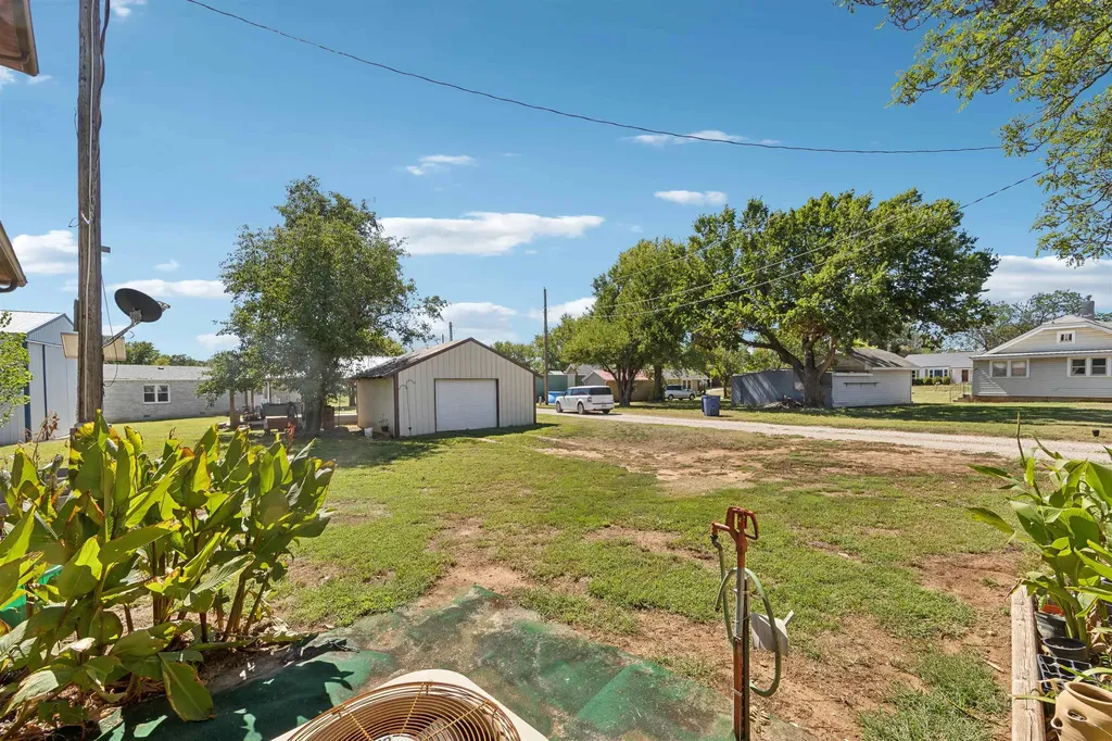 423 N St Marys Street Caldwell KS 67022