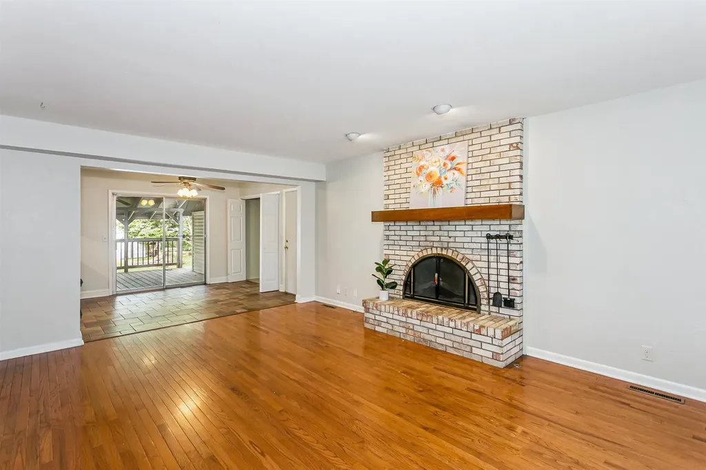 373 S Covington Street Wichita KS 67209