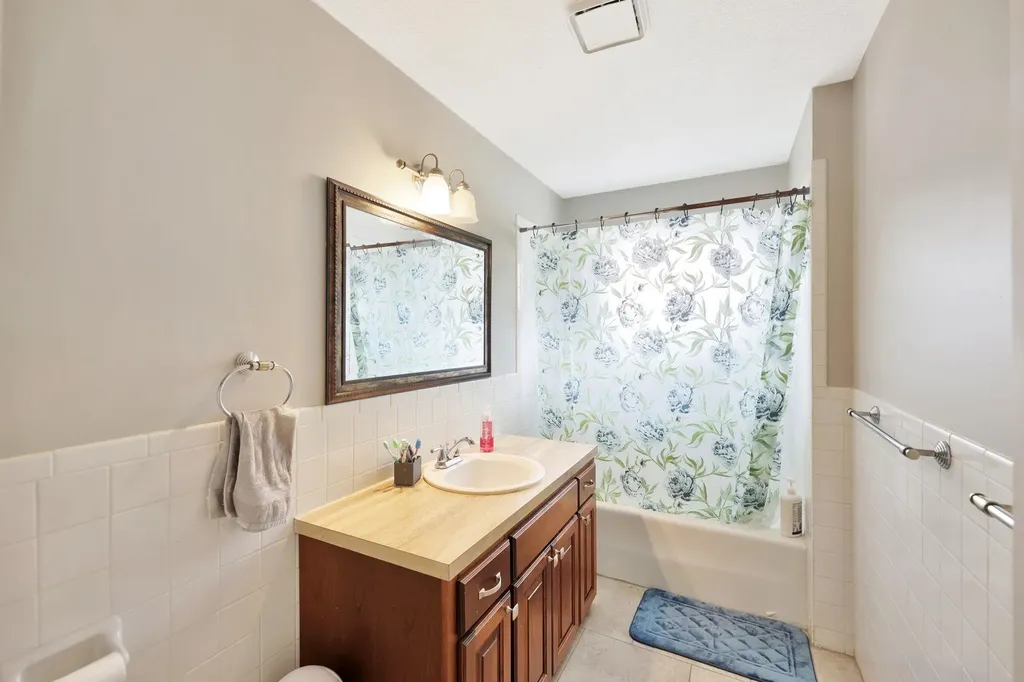 1221 S Governeour Road Wichita KS 67207