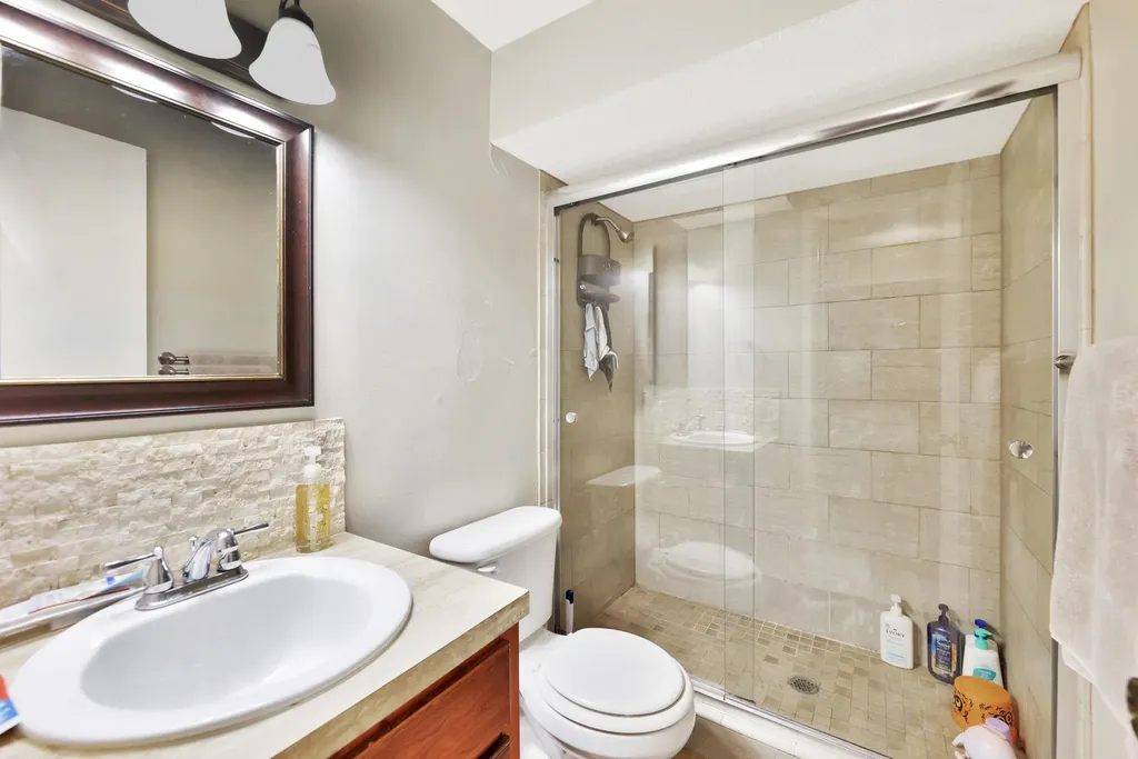 1221 S Governeour Road Wichita KS 67207