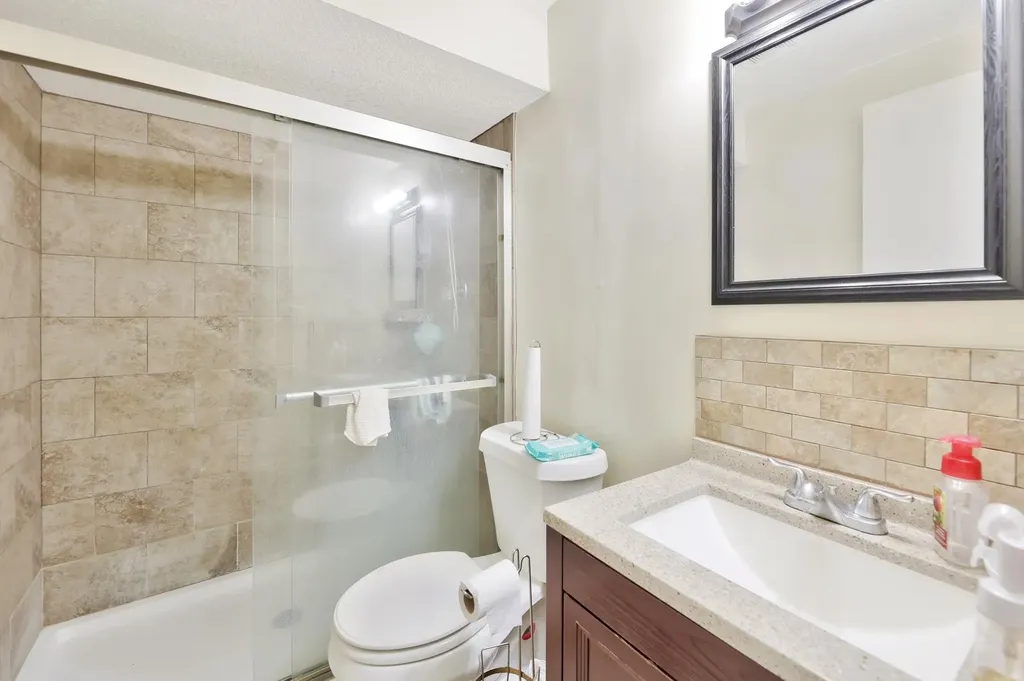 1221 S Governeour Road Wichita KS 67207