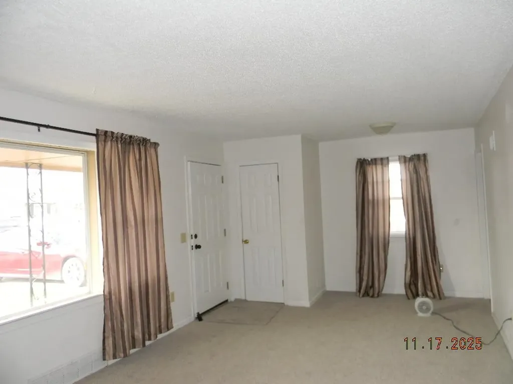 214 Stearns Avenue Haysville KS 67060