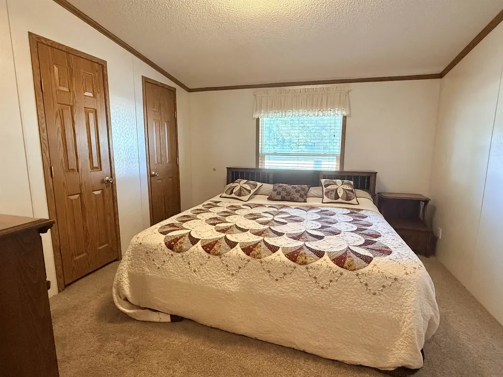 2128 Schlotthauer Marion KS 66861