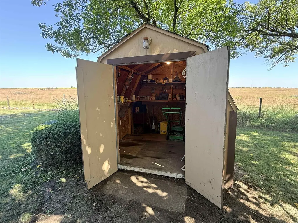 2128 Schlotthauer Marion KS 66861