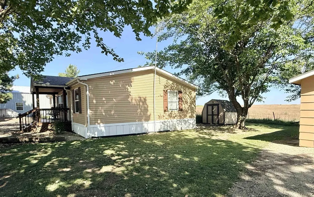2128 Schlotthauer Marion KS 66861