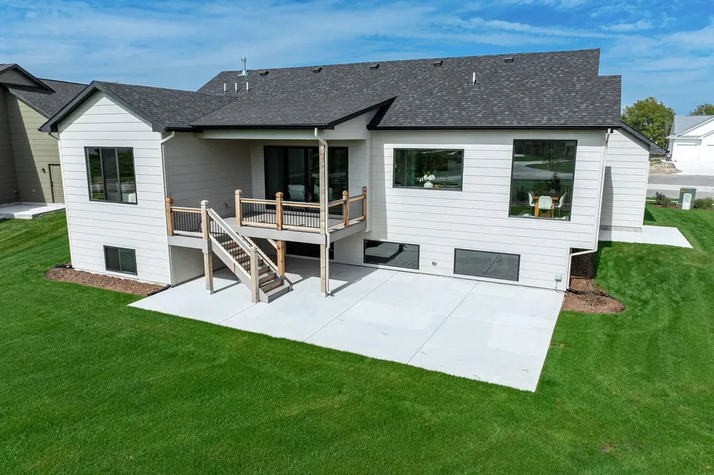 8499 W Pebble Street Maize KS 67101