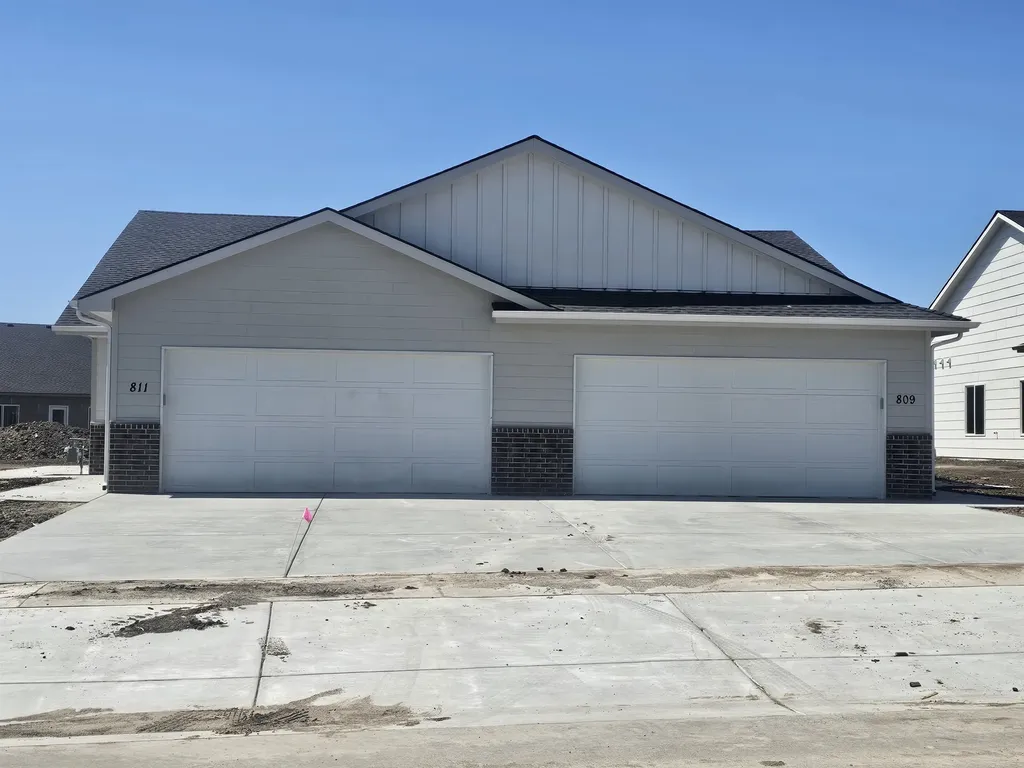 922 S Fox Ridge Street Newton KS 67114
