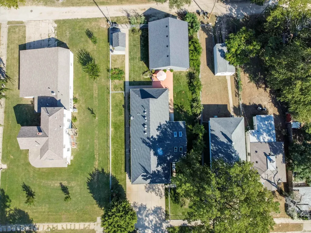 910 N Walnut Street Hutchinson KS 67501