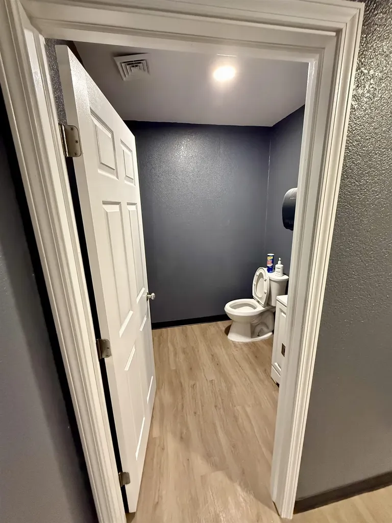 2053 E Wassall Wichita KS 67216
