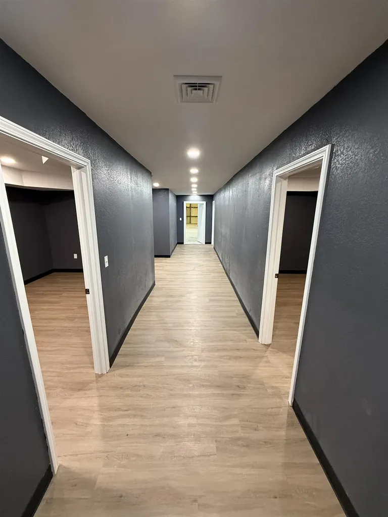 2053 E Wassall Wichita KS 67216