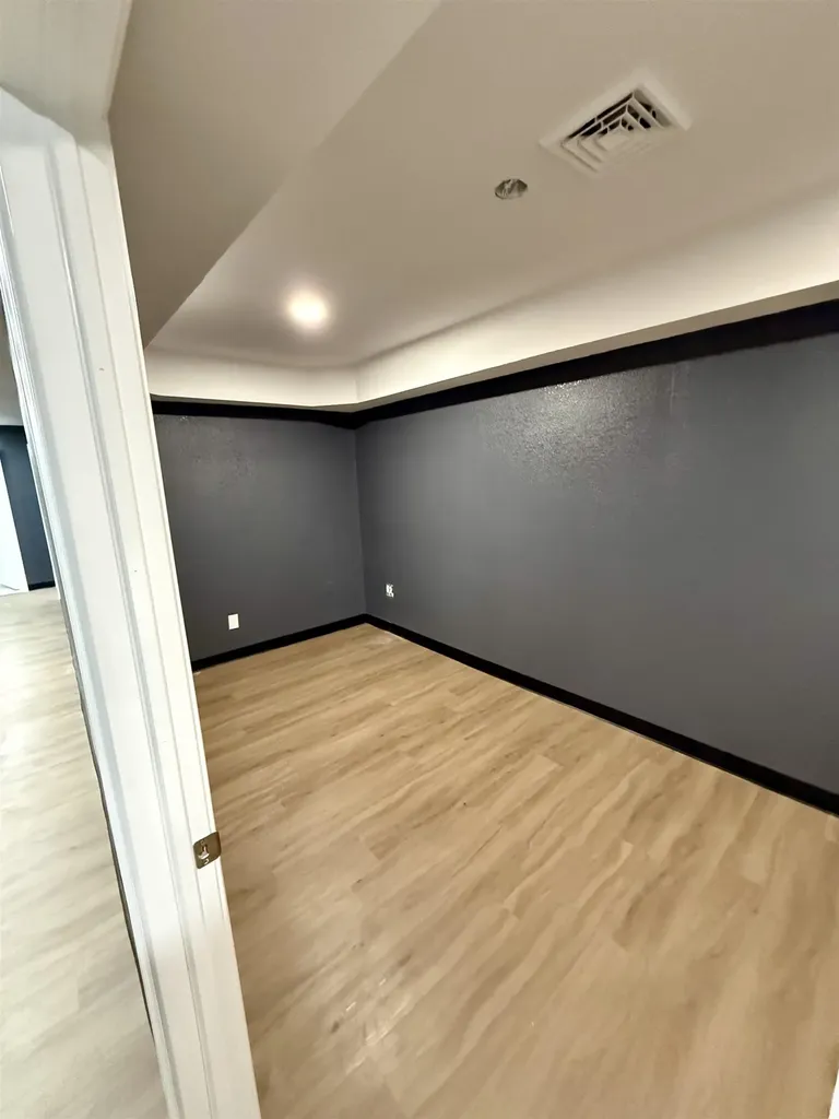 2053 E Wassall Wichita KS 67216