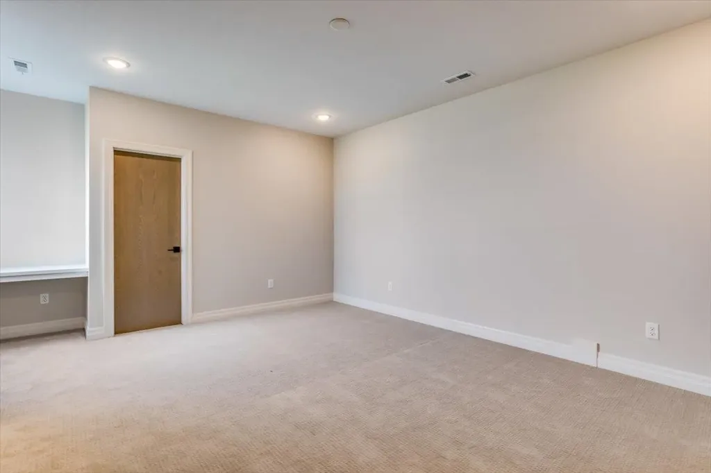 4782 N Ridge Port Court Wichita KS 67205