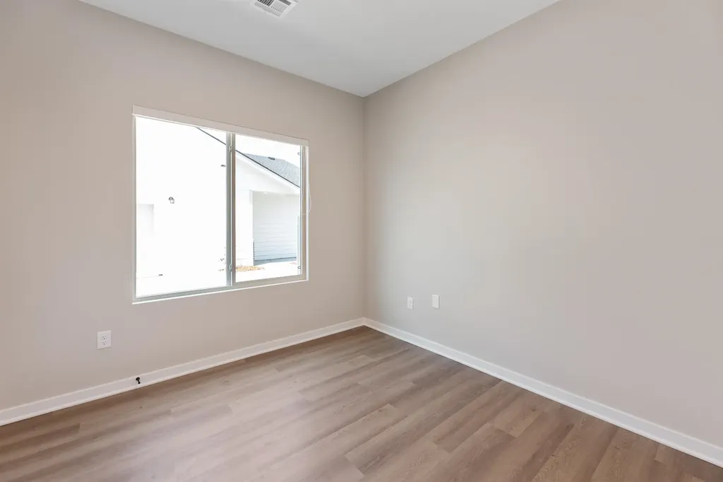 914 S Fox Ridge Newton KS 67114