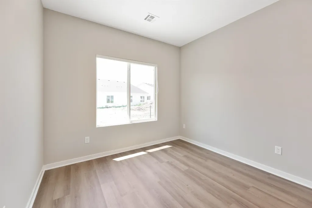 914 S Fox Ridge Newton KS 67114