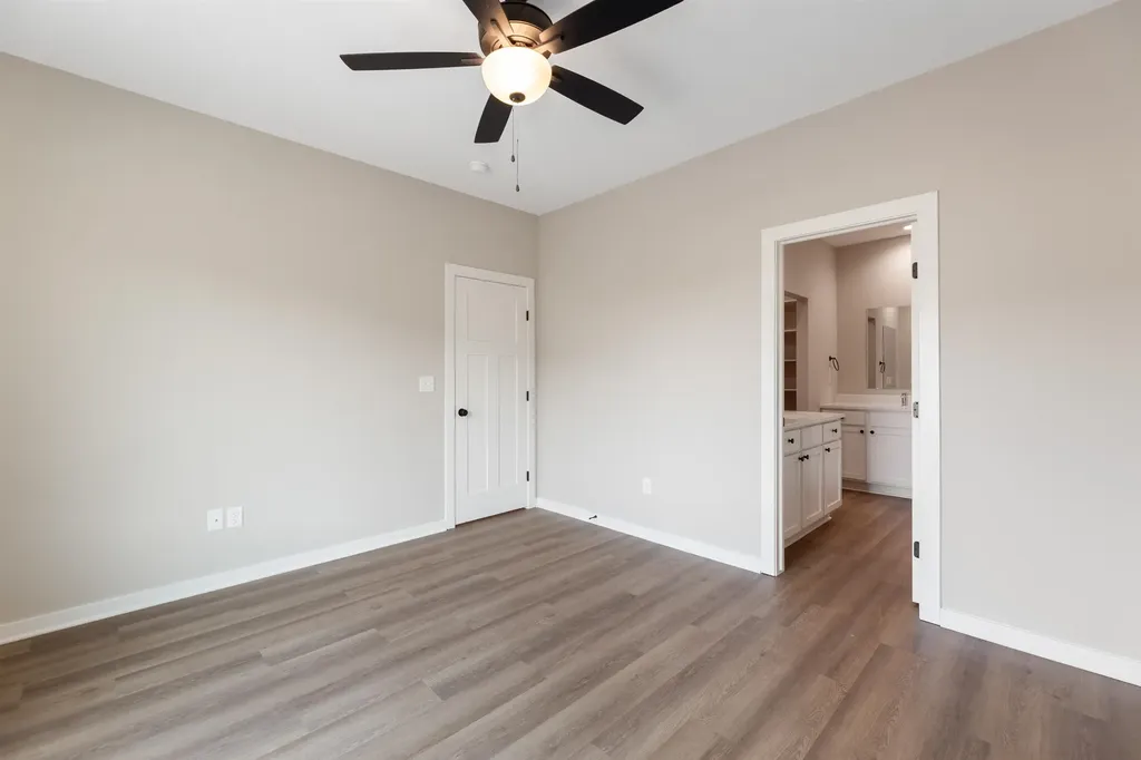 914 S Fox Ridge Newton KS 67114