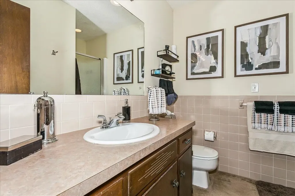 229 S Gleneagles Court Wichita KS 67209