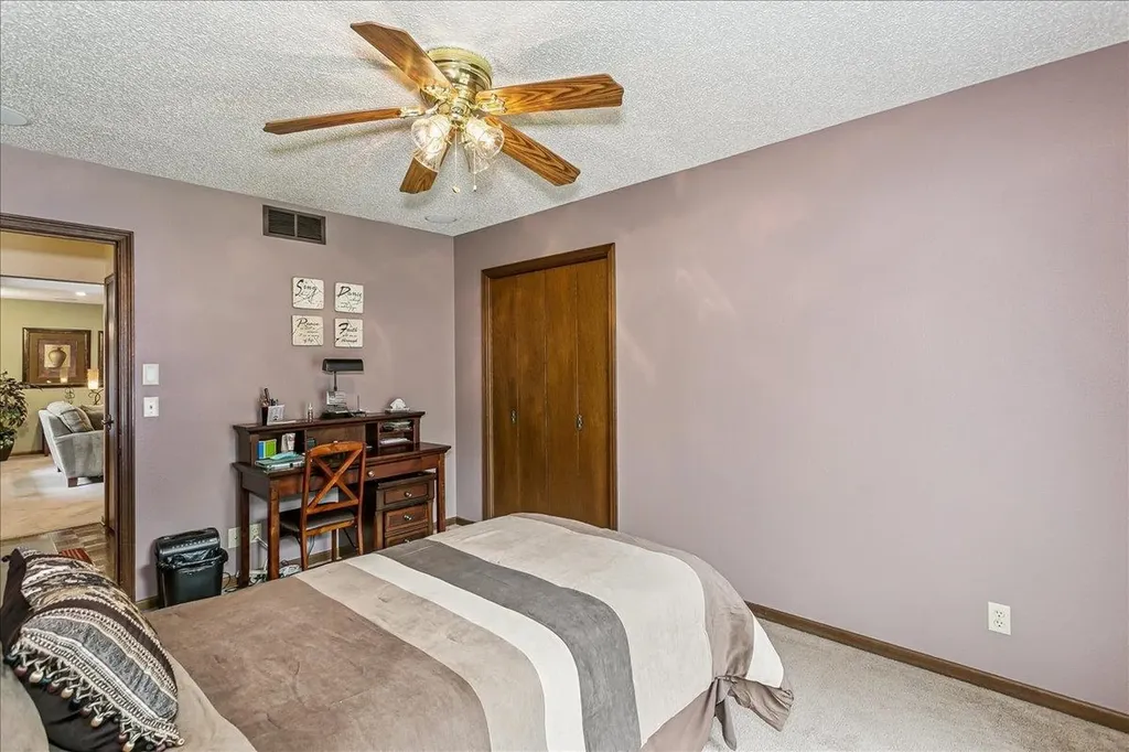 229 S Gleneagles Court Wichita KS 67209