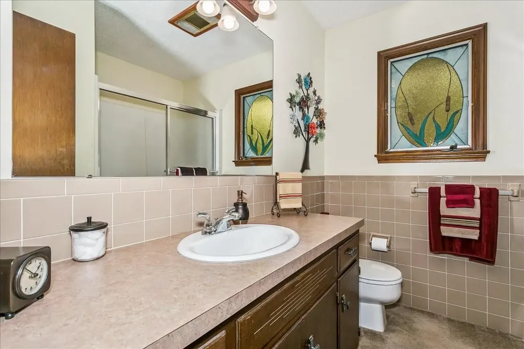 229 S Gleneagles Court Wichita KS 67209