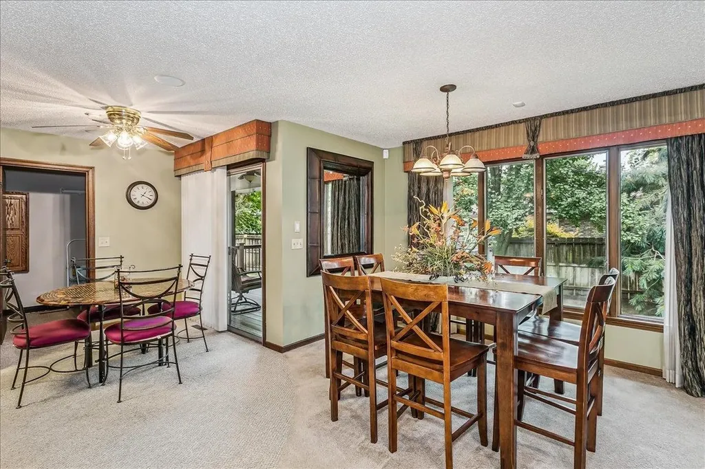 229 S Gleneagles Court Wichita KS 67209
