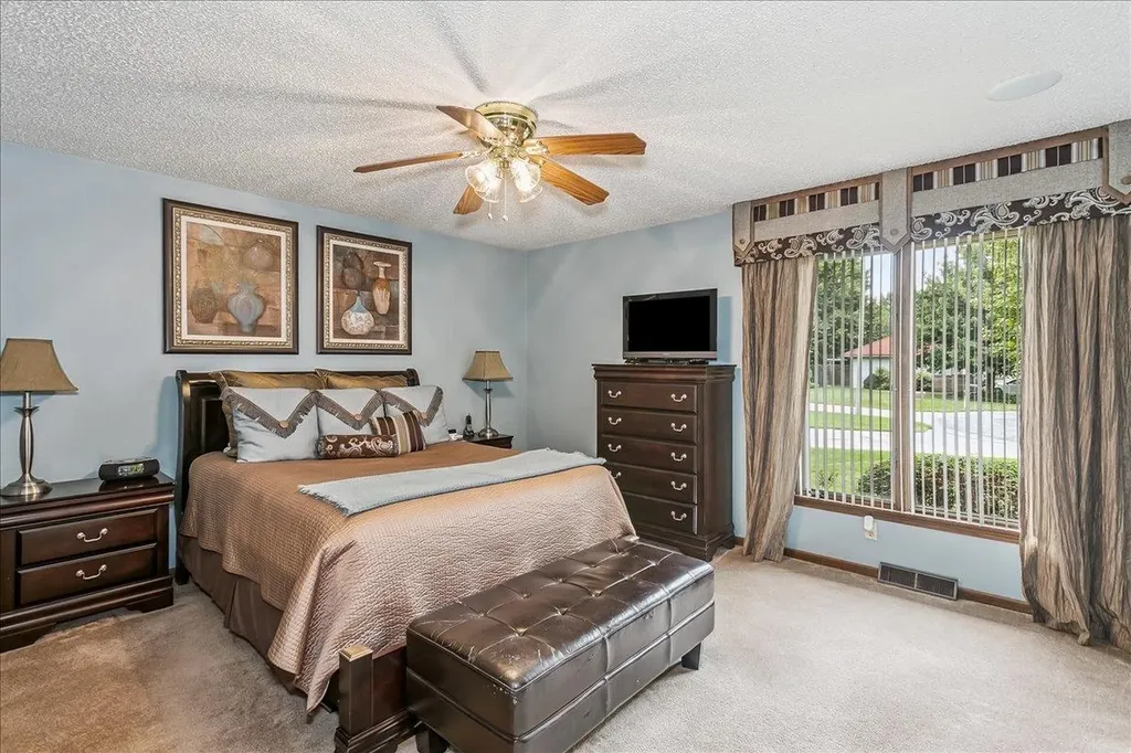229 S Gleneagles Court Wichita KS 67209