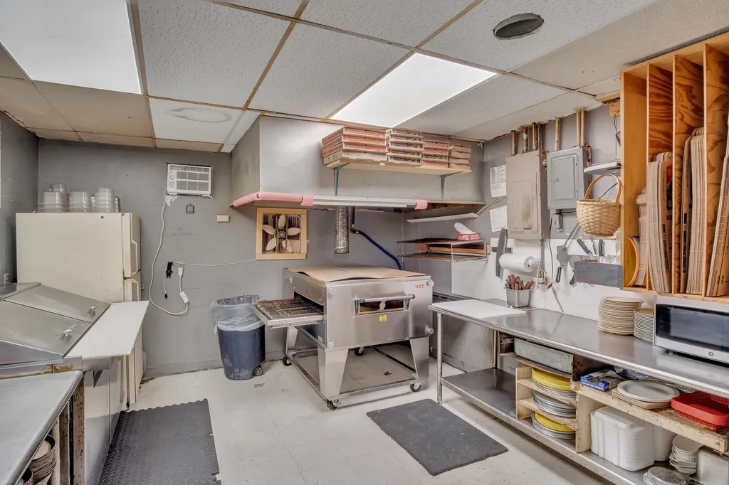 114 E Main Street Marion KS 66861