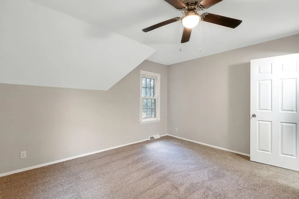 1301 E 11th Avenue Winfield KS 67156