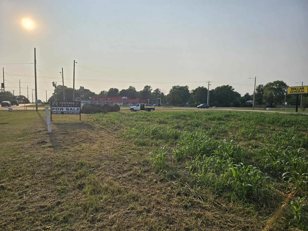 3930 S Hoover Road Wichita KS 67215