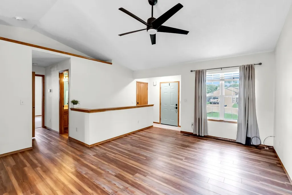 1937 S Shiloh Circle Wichita KS 67207