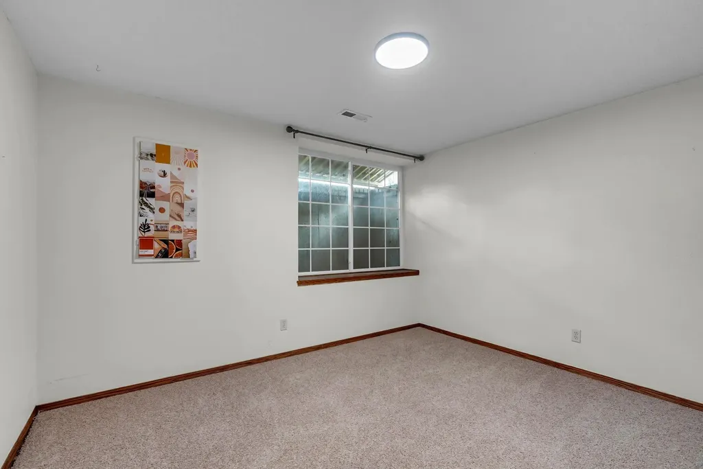 1937 S Shiloh Circle Wichita KS 67207