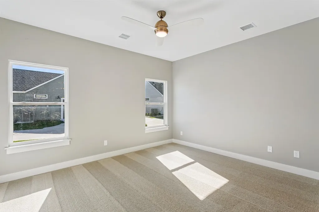 4508 N Harborside Drive Wichita KS 67204