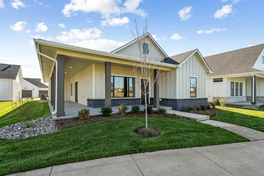 4508 N Harborside Drive Wichita KS 67204