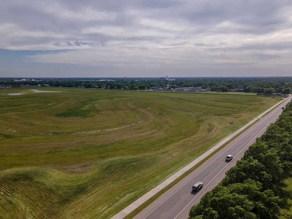 Lot 5 Block A E Amber Ridge Valley Center KS 67147