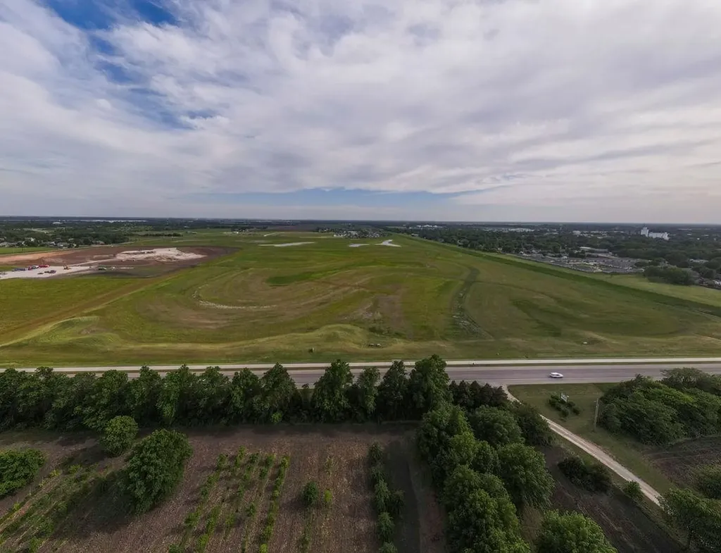 Lot 1 Block A E Amber Ridge Valley Center KS 67147