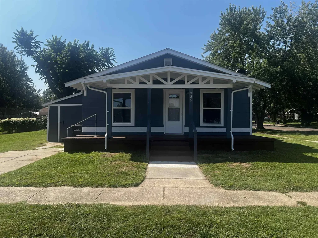 925 N 1st Arkansas City KS 67005