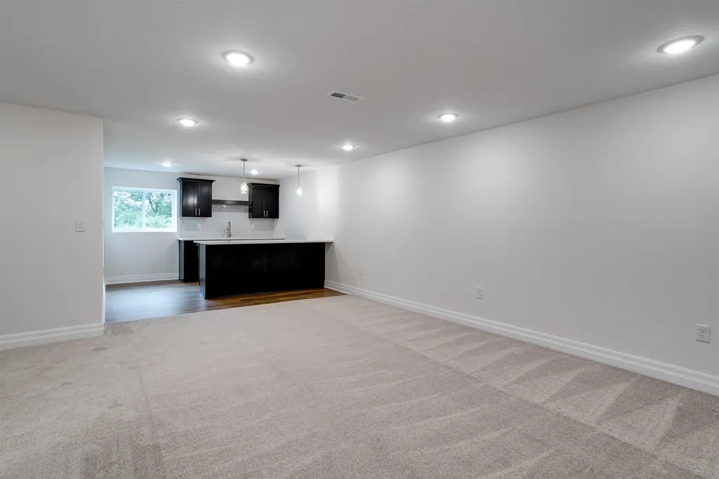 9014 E 33rd Circle S Wichita KS 67210