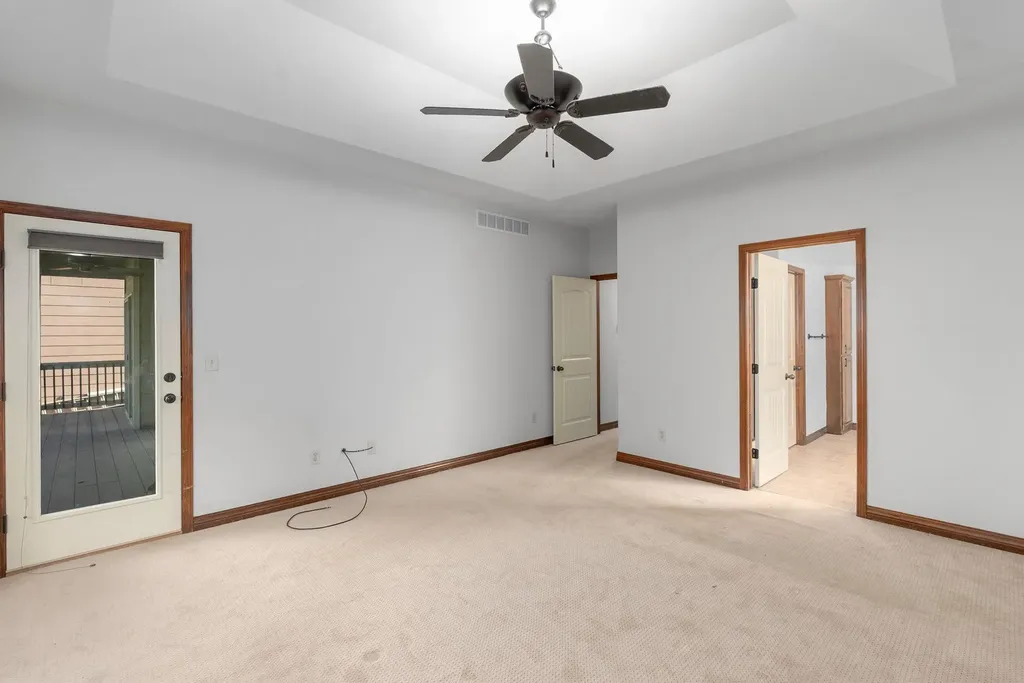 1007 S Lynnrae Wichita KS 67207