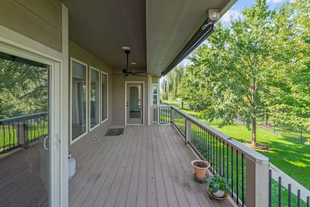 1007 S Lynnrae Wichita KS 67207