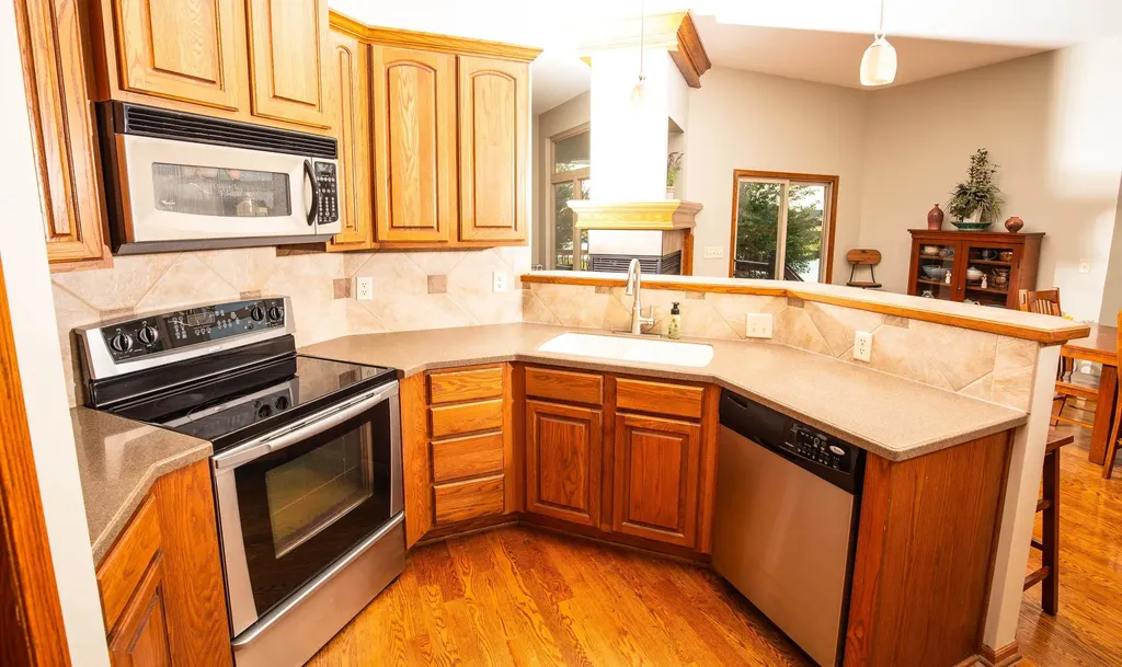 4713 N Spyglass Street Wichita KS 67226