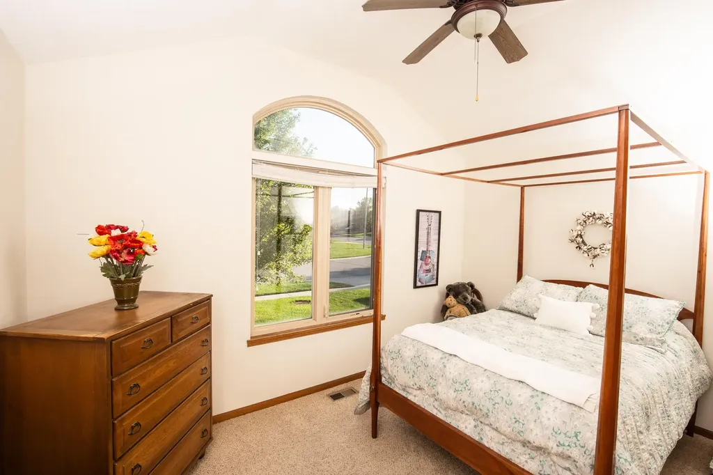 4713 N Spyglass Street Wichita KS 67226