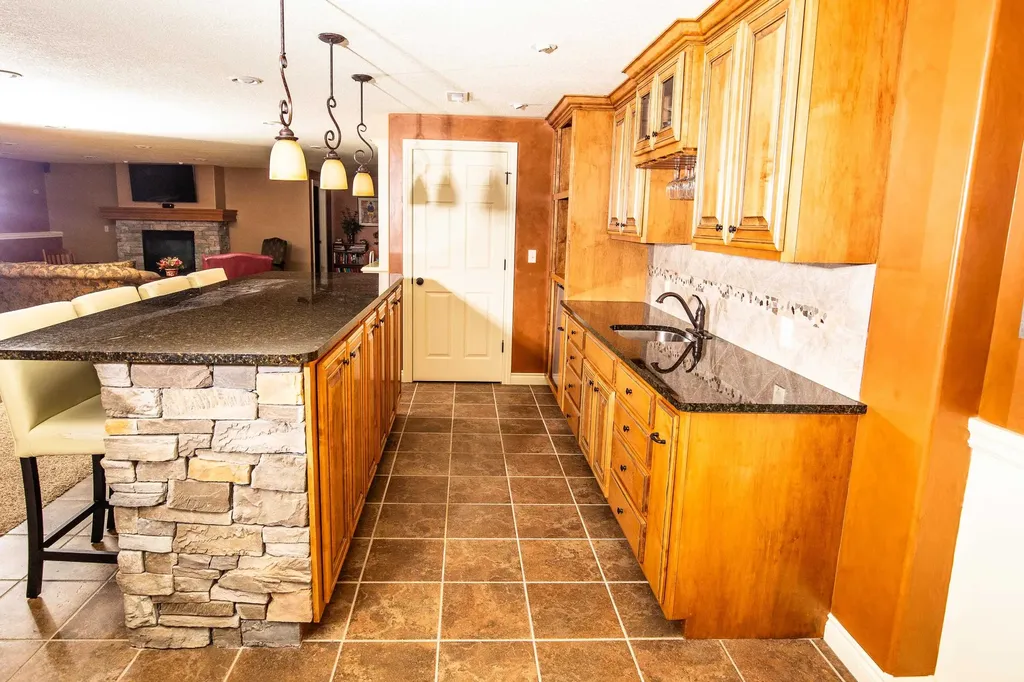 4713 N Spyglass Street Wichita KS 67226