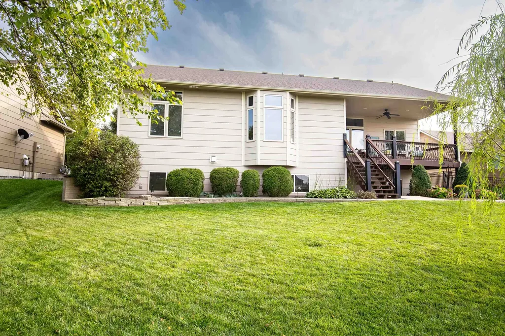 4713 N Spyglass Street Wichita KS 67226