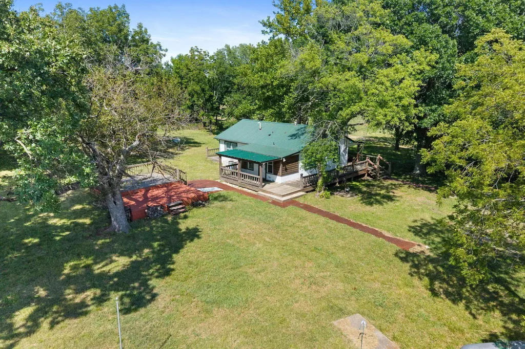 2591 SW 220th Street Douglass KS 67039