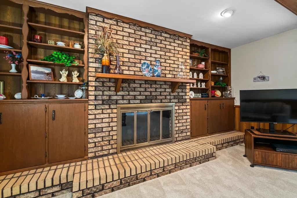 802 S Eastmoor Wichita KS 67206