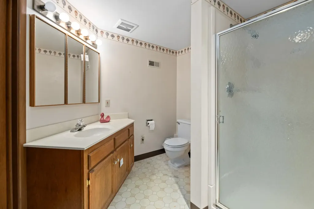 802 S Eastmoor Wichita KS 67206