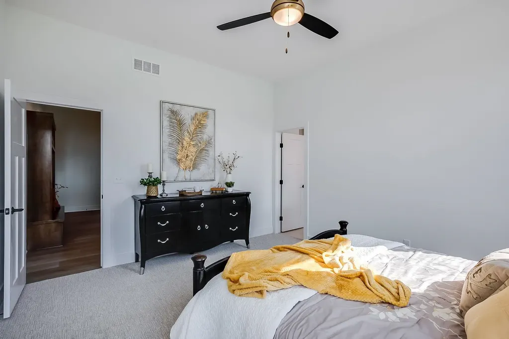 280 S Wellcrest Court Wichita KS 67052