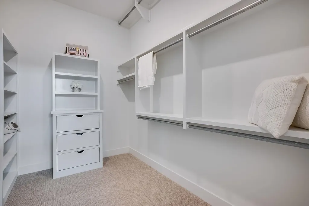 280 S Wellcrest Court Wichita KS 67052