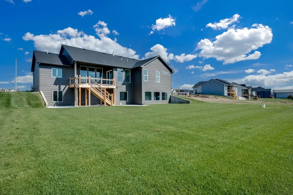 280 S Wellcrest Court Wichita KS 67052